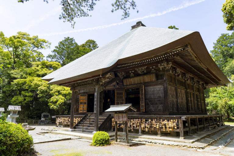 目の霊山 油山寺